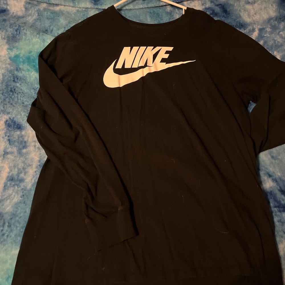 Black Nike long sleeve